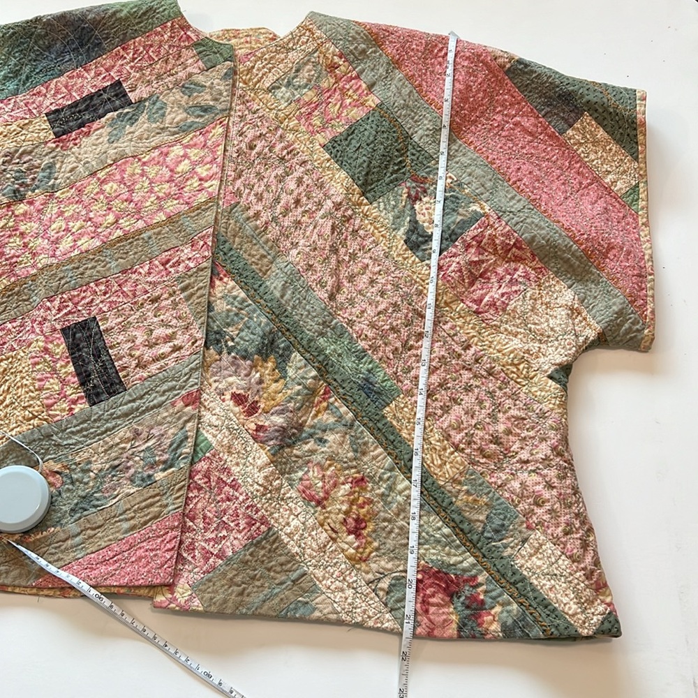 Vintage - quilted‎ shawl, cropped short sleeve jacket - Picture 9 of 11